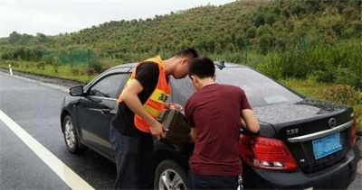 天峻永福道路救援